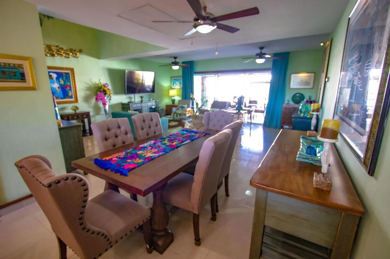 Penthouse Wayak 302 - Luxury, Private Pool, Maid Service, High End Art - At Quadra Alea Playa del Carmen 0*,  Mexiko